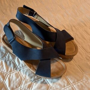 Chinese Laundry Navy Cross-Strap Sandals
